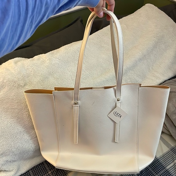 Ulta Beauty Handbags - NWT Ultra beauty tote bag